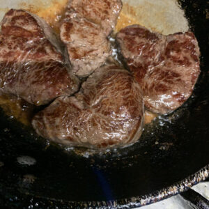 FILLET MEDALLIONS in pepper sauce